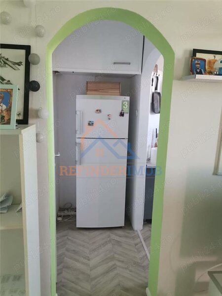 Vanzare apartament 2 camere Drumul Taberei - Parc Moghiros